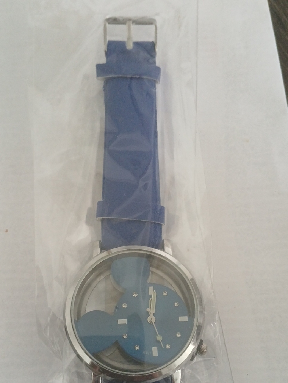 Blue Heart Dial Fashion Wristwatch - Mickey